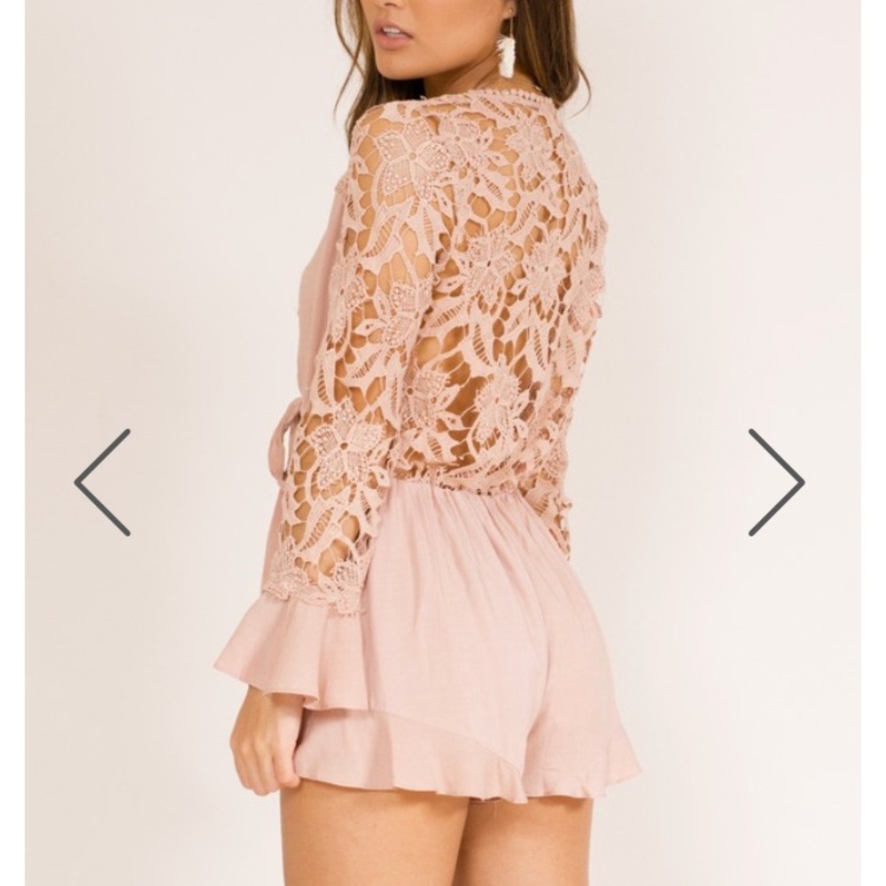 Showpo long sleeve lace front tie Romper - Picture 2 of 5